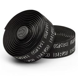 ГЮДЕЛИНИ: PRO PEAKED PERFORMANCE BLACK/WHITE